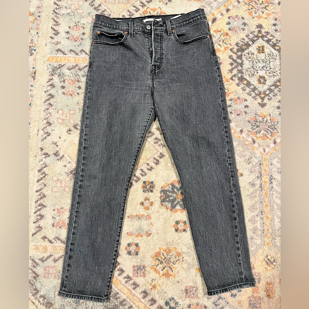 Levi Wedgie jeans 30